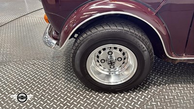 Lot 249 - 1987 AUSTIN MINI 1000 CITY E