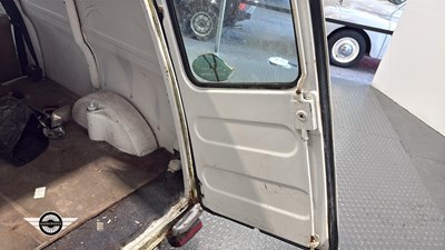 Lot 324 - 1980 AUSTIN MORRIS MINI 95