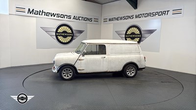 Lot 324 - 1980 AUSTIN MORRIS MINI 95