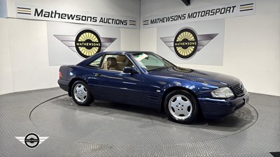Lot 101 - 1996 MERCEDES SL280 AUTO