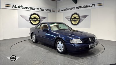 Lot 101 - 1996 MERCEDES SL280 AUTO