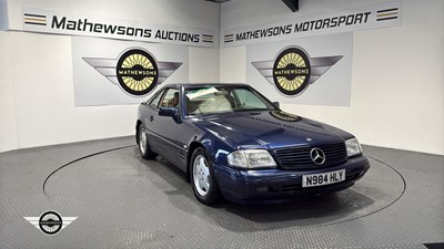 Lot 101 - 1996 MERCEDES SL280 AUTO