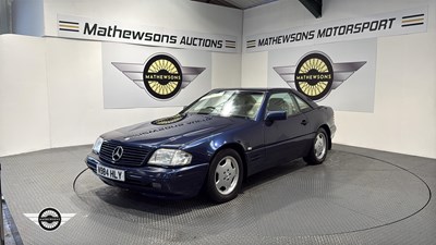 Lot 101 - 1996 MERCEDES SL280 AUTO