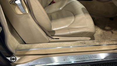 Lot 101 - 1996 MERCEDES SL280 AUTO
