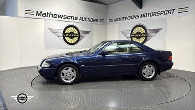 Lot 101 - 1996 MERCEDES SL280 AUTO
