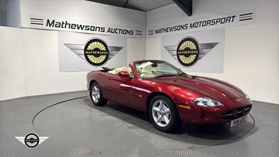 Lot 225 - 1997 JAGUAR XK8 CONVERTIBLE AUTO