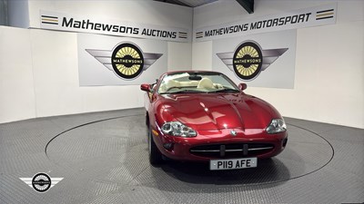Lot 225 - 1997 JAGUAR XK8 CONVERTIBLE AUTO