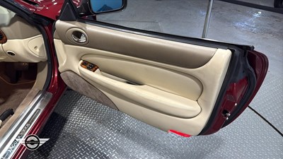 Lot 225 - 1997 JAGUAR XK8 CONVERTIBLE AUTO