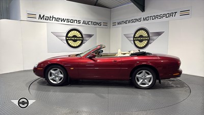 Lot 225 - 1997 JAGUAR XK8 CONVERTIBLE AUTO