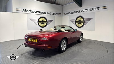 Lot 225 - 1997 JAGUAR XK8 CONVERTIBLE AUTO