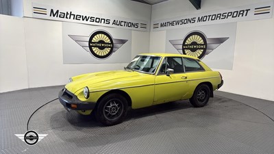 Lot 808 - 1975 MG B