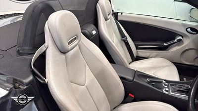 Lot 82 - 2006 MERCEDES SLK 350 AUTO