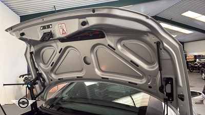 Lot 82 - 2006 MERCEDES SLK 350 AUTO
