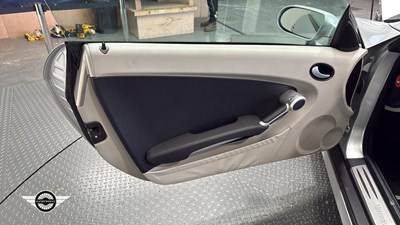 Lot 82 - 2006 MERCEDES SLK 350 AUTO