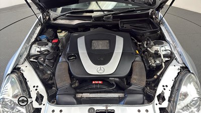 Lot 82 - 2006 MERCEDES SLK 350 AUTO