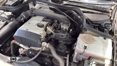 Lot 166 - 1998 MERCEDES C180 ELEGANCE AUTO