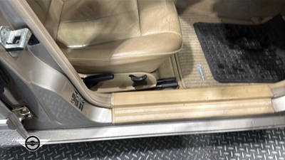 Lot 166 - 1998 MERCEDES C180 ELEGANCE AUTO