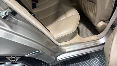 Lot 166 - 1998 MERCEDES C180 ELEGANCE AUTO