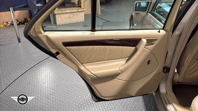 Lot 166 - 1998 MERCEDES C180 ELEGANCE AUTO