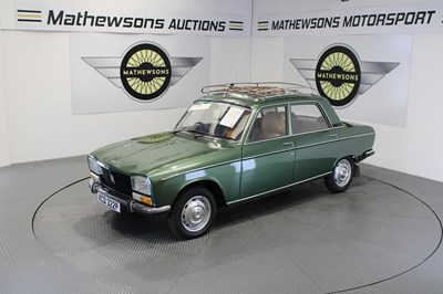 Lot 104 - 1975 PEUGEOT 304