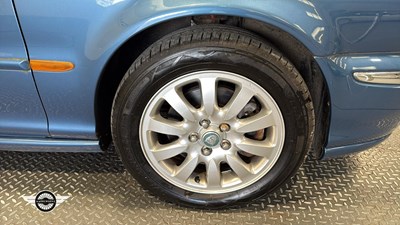 Lot 286 - 2002 JAGUAR X-TYPE V6