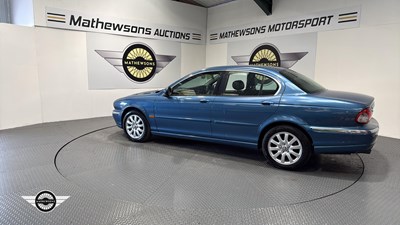 Lot 286 - 2002 JAGUAR X-TYPE V6