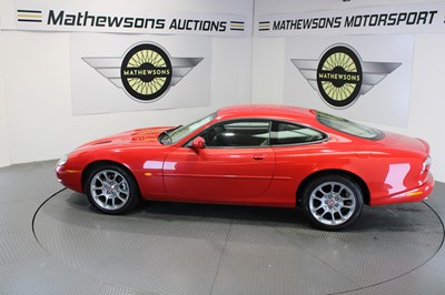 Lot 432 - 1999 JAGUAR XKR AUTO