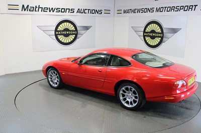 Lot 432 - 1999 JAGUAR XKR AUTO