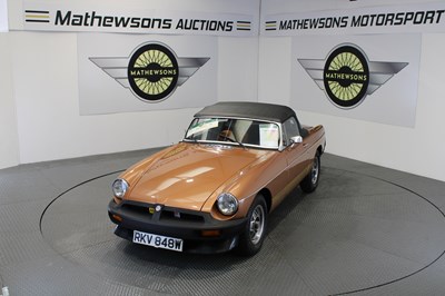 Lot 586 - 1981 MG B