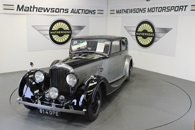 Lot 676 - 1938 BENTLEY 4 1/4 LITRE PILLAR-LESS SALOON