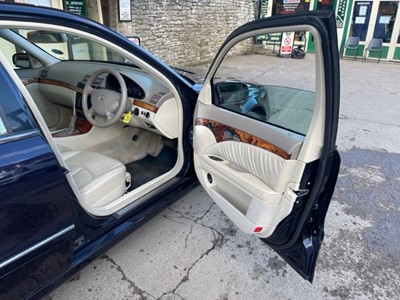Lot 270 - 2004 MERCEDES E320 CDI ELEGANCE AUTO