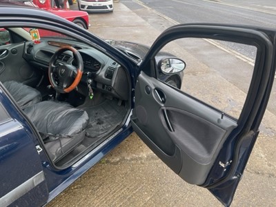 Lot 48 - 2001 ROVER 25
