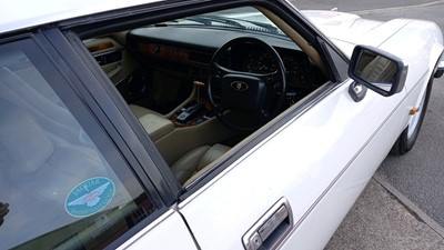 Lot 87 - 1992 JAGUAR XJ-S 4.0
