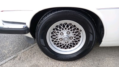 Lot 87 - 1992 JAGUAR XJ-S 4.0