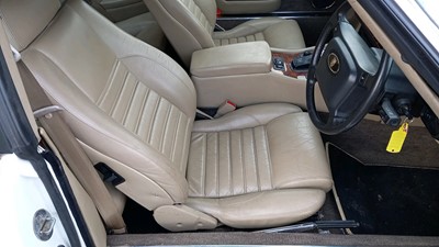 Lot 87 - 1992 JAGUAR XJ-S 4.0