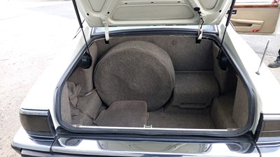 Lot 87 - 1992 JAGUAR XJ-S 4.0