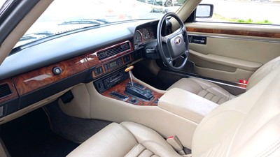 Lot 87 - 1992 JAGUAR XJ-S 4.0