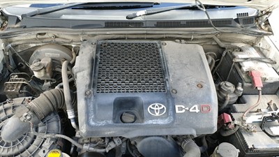 Lot 396 - 2010 TOYOTA HILUX
