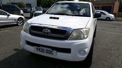 Lot 396 - 2010 TOYOTA HILUX