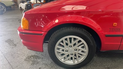 Lot 406 - 1990 FORD ESCORT XR3 INJECTION