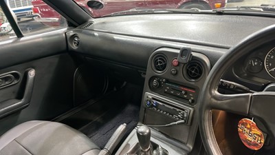 Lot 302 - 2001 MAZDA EUNOS ROADSTER MX5