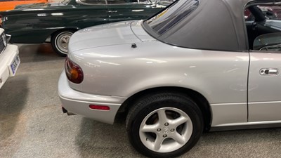 Lot 302 - 2001 MAZDA EUNOS ROADSTER MX5