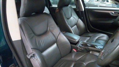 Lot 308 - 2002 VOLVO V70 SE AUTO