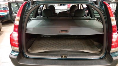 Lot 308 - 2002 VOLVO V70 SE AUTO