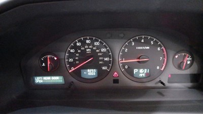 Lot 308 - 2002 VOLVO V70 SE AUTO