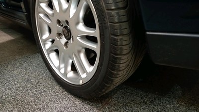Lot 308 - 2002 VOLVO V70 SE AUTO