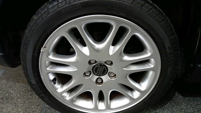 Lot 308 - 2002 VOLVO V70 SE AUTO