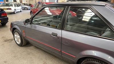 Lot 328 - 1989 FORD ESCORT XR3 INJ
