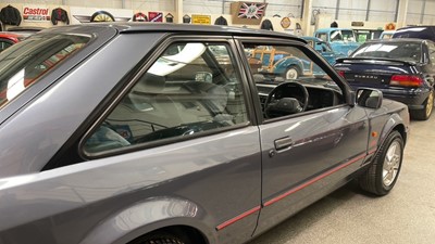 Lot 328 - 1989 FORD ESCORT XR3 INJ