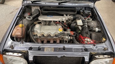 Lot 328 - 1989 FORD ESCORT XR3 INJ